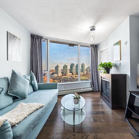 Downtown 1 Bedroom Water View Condo 밴쿠버 외부 사진