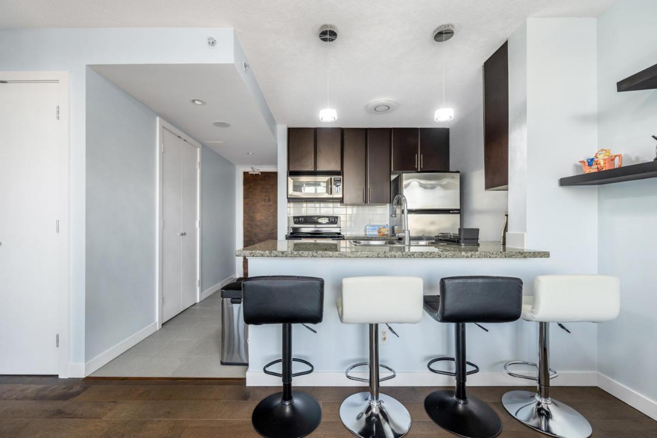 Downtown 1 Bedroom Water View Condo 밴쿠버 외부 사진
